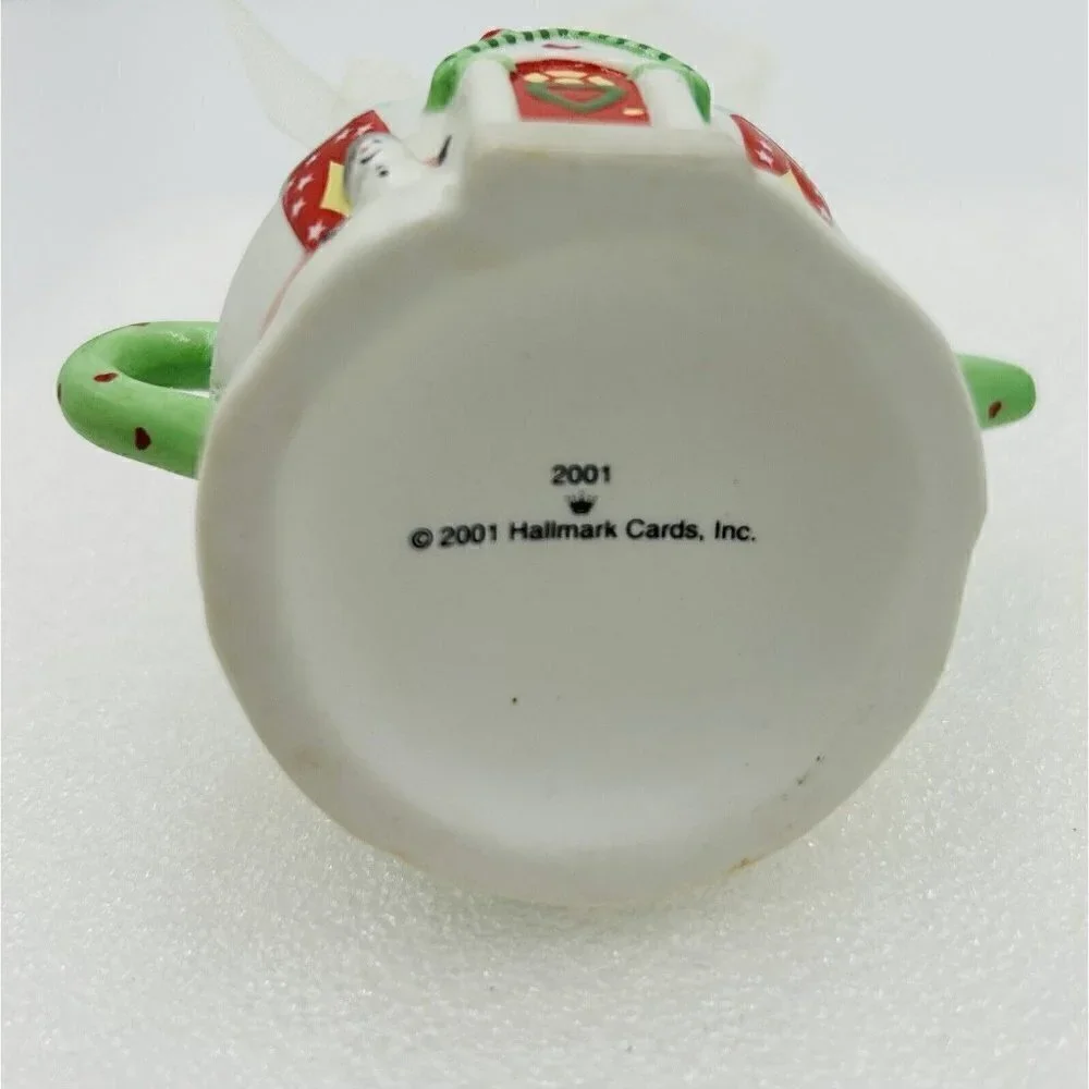 Vintage 2001 Hallmark Keepsake Christmas Ornament 